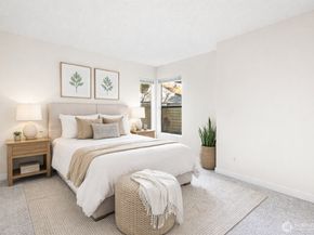 2520 S 317th Street 103, Federal Way WA 98003