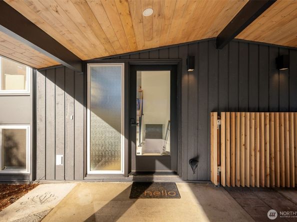 1424 150th Avenue SE, Bellevue WA 98007