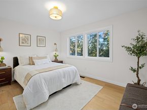 1424 150th Avenue SE, Bellevue WA 98007