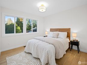 1424 150th Avenue SE, Bellevue WA 98007