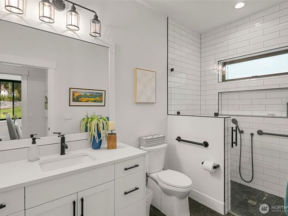 15238 NE 195th Street, Woodinville WA 98072