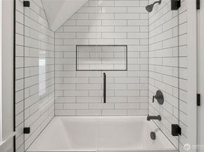 15238 NE 195th Street, Woodinville WA 98072