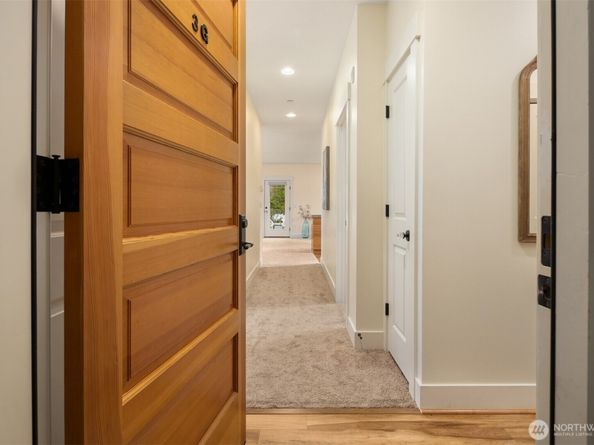 9551 NE South Beach Drive 3G, Bainbridge Island WA 98110