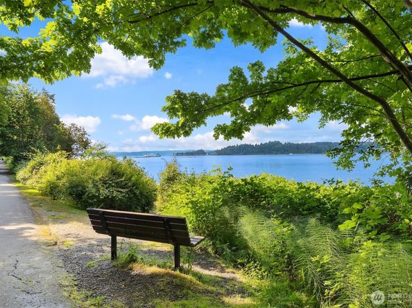 9551 NE South Beach Drive 3G, Bainbridge Island WA 98110