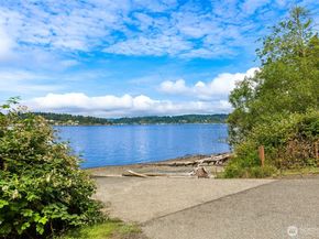 9551 NE South Beach Drive 3G, Bainbridge Island WA 98110