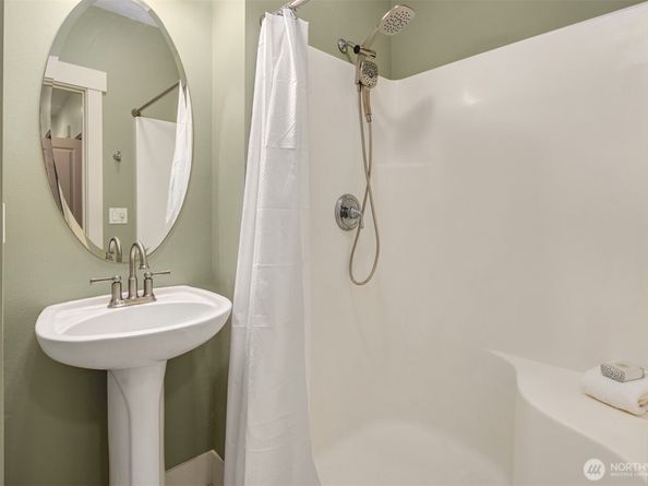 9551 NE South Beach Drive 3G, Bainbridge Island WA 98110