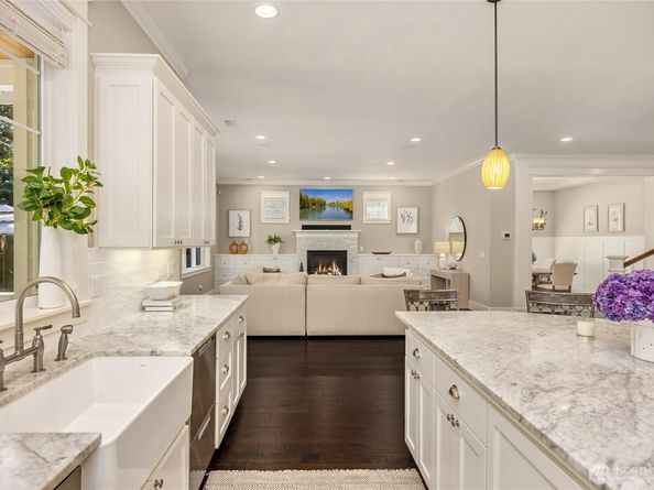 13424 N Madison Avenue NE, Bainbridge Island WA 98110