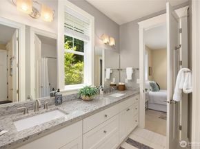 13424 N Madison Avenue NE, Bainbridge Island WA 98110