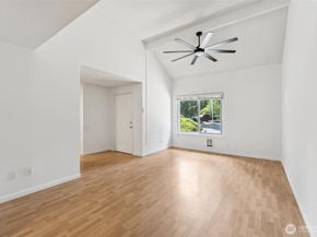 4308 NE Sunset Boulevard P1, Renton WA 98059