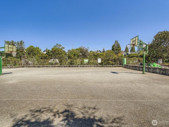 2814 S Grand St, Seattle WA 98144