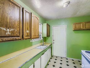 2814 S Grand St, Seattle WA 98144