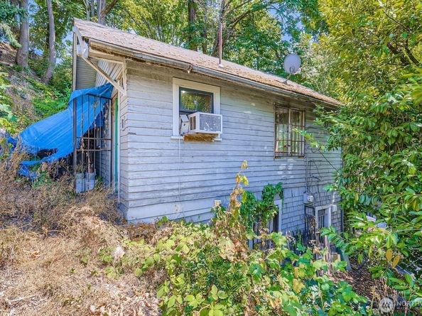 2814 S Grand St, Seattle WA 98144