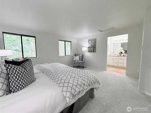 4107 159th Avenue NE 22C, Redmond WA 98052