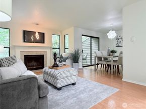 4107 159th Avenue NE 22C, Redmond WA 98052