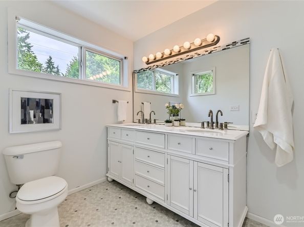 2801 NE 130th Street C101, Seattle WA 98125