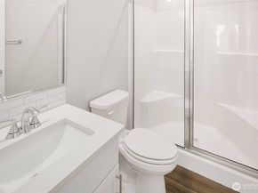 563 SW 97th Street 76, Seattle WA 98106