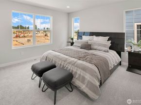 563 SW 97th Street 76, Seattle WA 98106