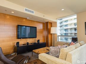 737 Olive Way 2704, Seattle WA 98101