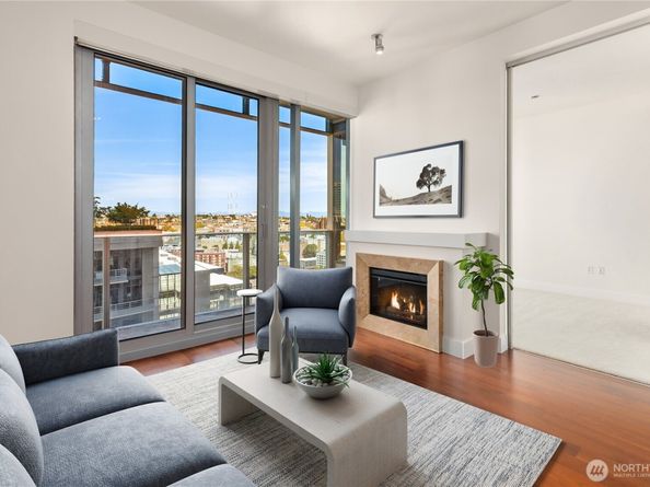 737 Olive Way 2704, Seattle WA 98101