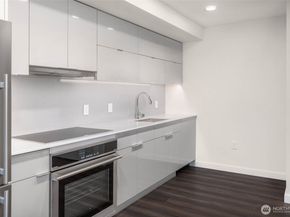 450 S Main St 1405, Seattle WA 98104