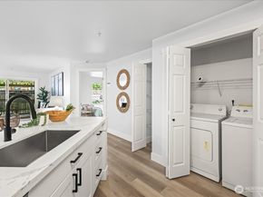 7711 NE 175th Street C106, Kenmore WA 98028