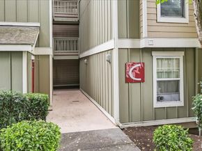 7711 NE 175th Street C106, Kenmore WA 98028