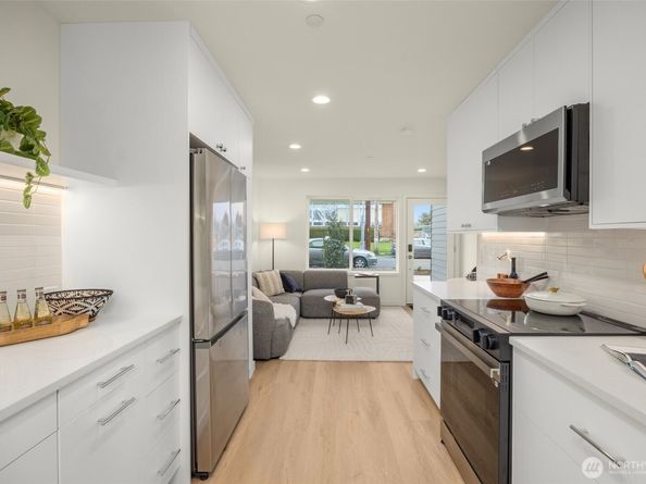 9219 D 14th Avenue NW, Seattle WA 98117