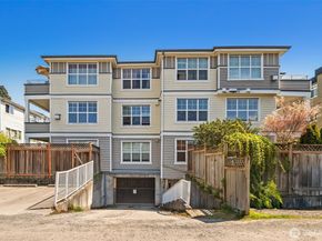 10549 Stone Avenue N 301, Seattle WA 98133