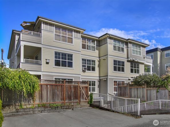 10549 Stone Avenue N 103, Seattle WA 98133