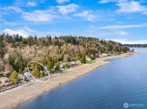 4452 Rockaway Beach Road NE, Bainbridge Island WA 98110