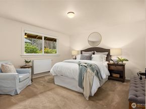 4452 Rockaway Beach Road NE, Bainbridge Island WA 98110