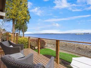 4452 Rockaway Beach Road NE, Bainbridge Island WA 98110