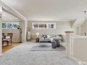 721 Lingering Pine Drive NW, Issaquah WA 98027