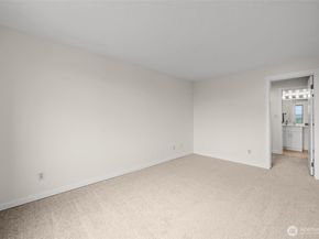 3425 Colby Avenue 502, Everett WA 98201