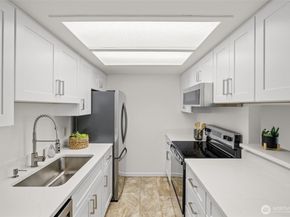 3425 Colby Avenue 502, Everett WA 98201