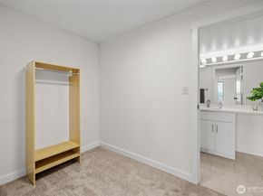 3425 Colby Avenue 502, Everett WA 98201