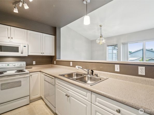15150 140th Way SE T304, Renton WA 98058