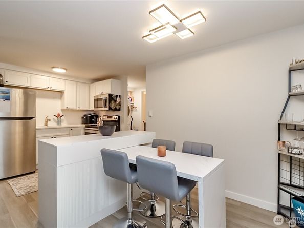 3834 175th Avenue NE G16, Redmond WA 98052