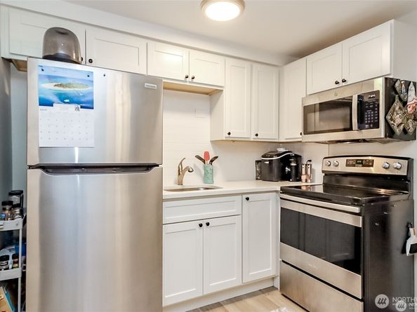 3834 175th Avenue NE G16, Redmond WA 98052