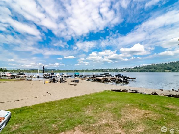 3834 175th Avenue NE G16, Redmond WA 98052