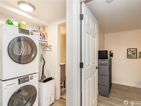 3834 175th Avenue NE G16, Redmond WA 98052