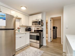 3834 175th Avenue NE G16, Redmond WA 98052