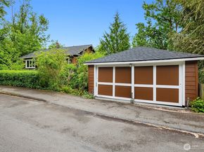 412 36th Avenue, Seattle WA 98122