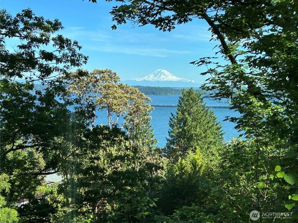 412 36th Avenue, Seattle WA 98122
