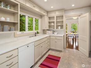 412 36th Avenue, Seattle WA 98122