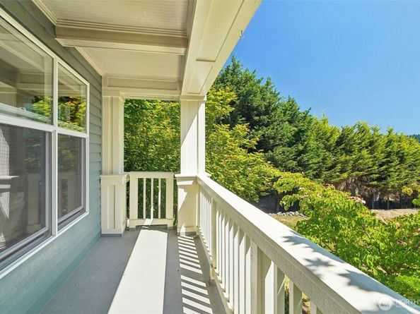 23623 20th Avenue W, Bothell WA 98021