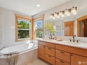 23623 20th Avenue W, Bothell WA 98021
