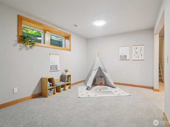 23623 20th Avenue W, Bothell WA 98021