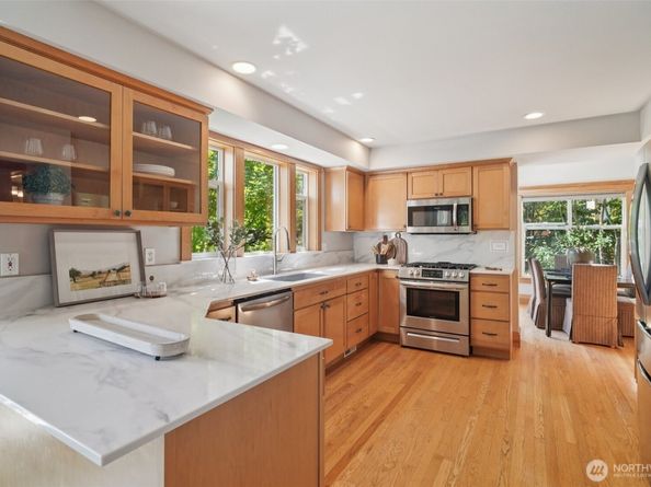 23623 20th Avenue W, Bothell WA 98021