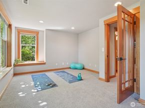 23623 20th Avenue W, Bothell WA 98021